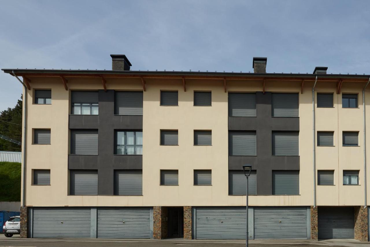 Hauzify I Apartament Bella Molina Alp Exterior photo